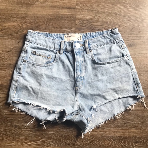 Garage light wash denim shorts - Picture 1 of 4